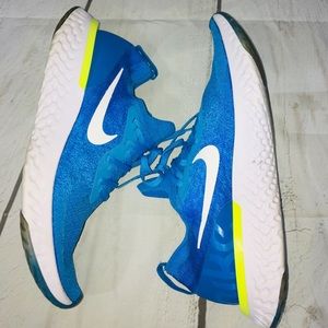 Men’s Nike Flyknit Epic React Blue Size: 12